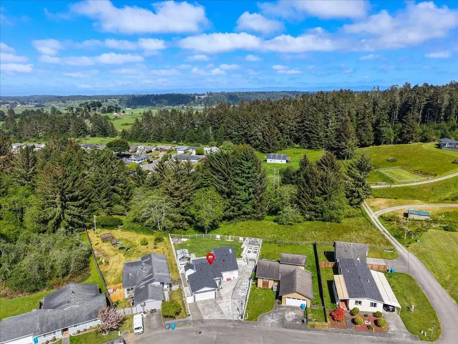 2383 Lee Lane, Eureka, CA 95503 - #3