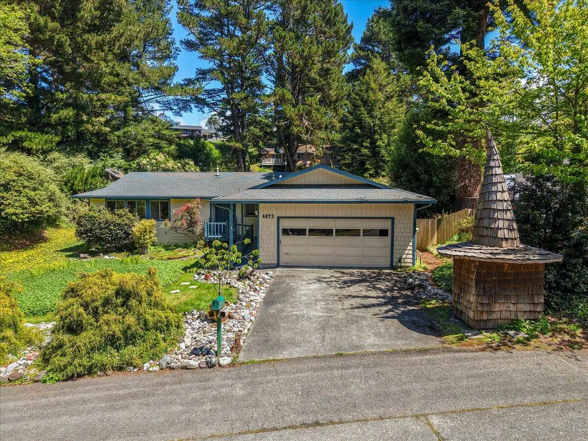 6873 Humboldt Hill Road, Eureka, CA 95503 - #1