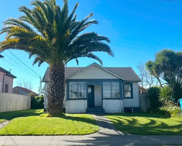 2214 California Street, Eureka, CA 95501