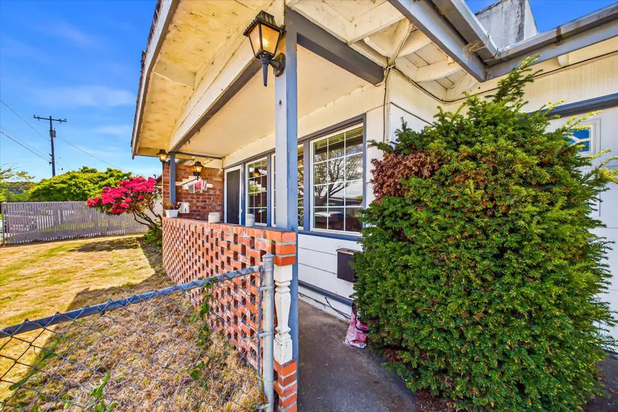 1731 Stewart Avenue, Arcata, CA 95521 - #2