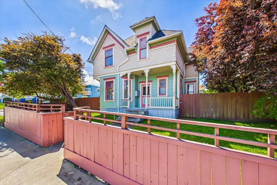 207 W Wabash Avenue, Eureka, CA 95501 - #2