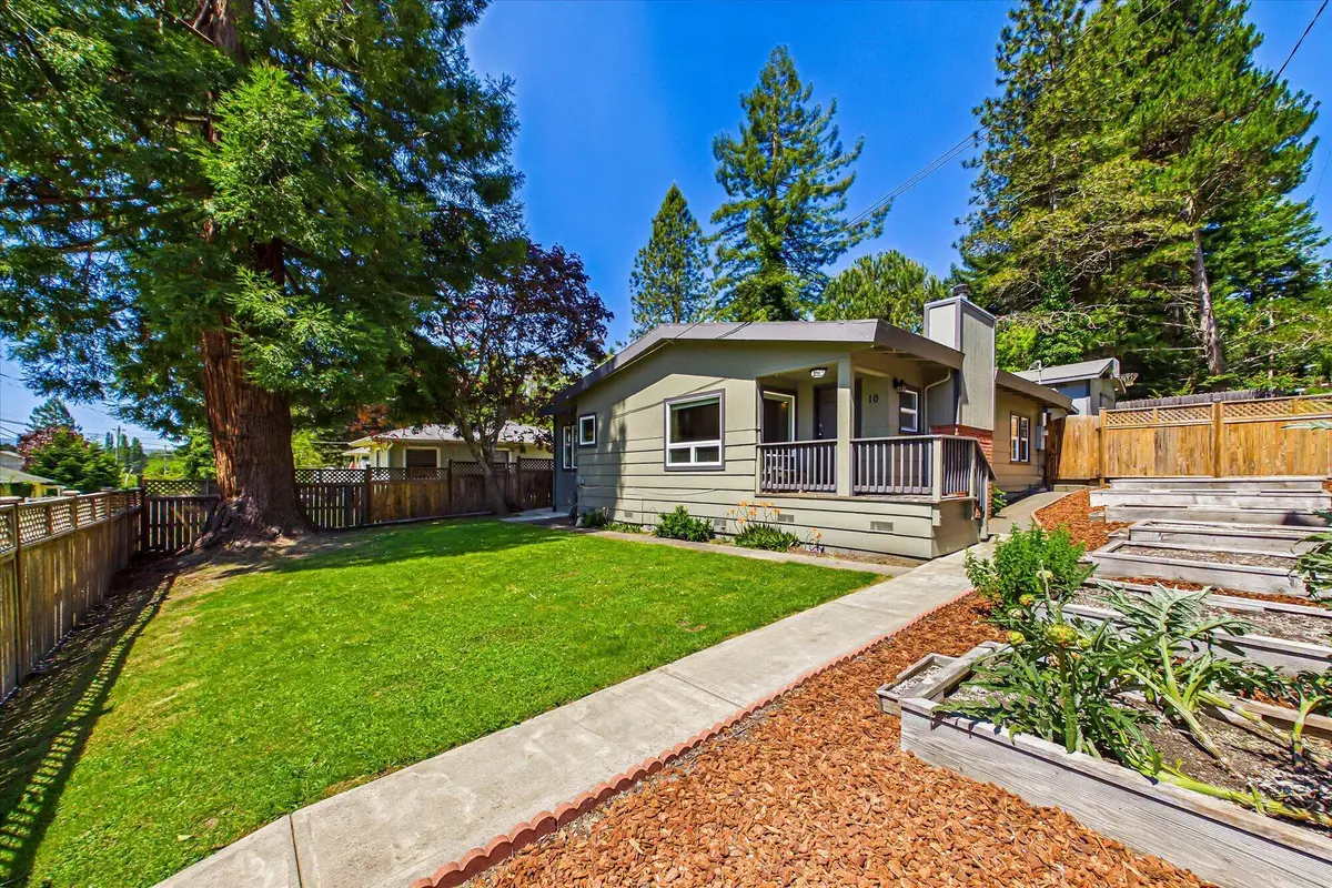 10 Page Way, Fortuna, CA 95540 - #1