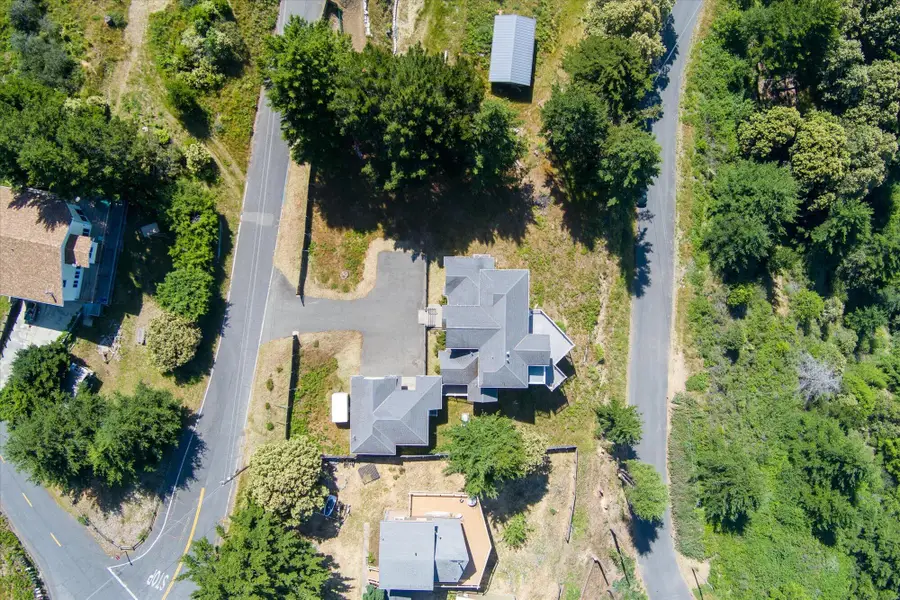 195 Parsons Road, Whitethorn, CA 95589 - #3