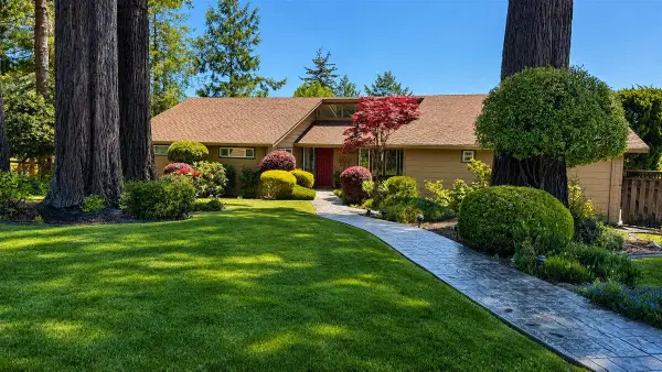 403 Penny Lane, Fortuna, CA 95540