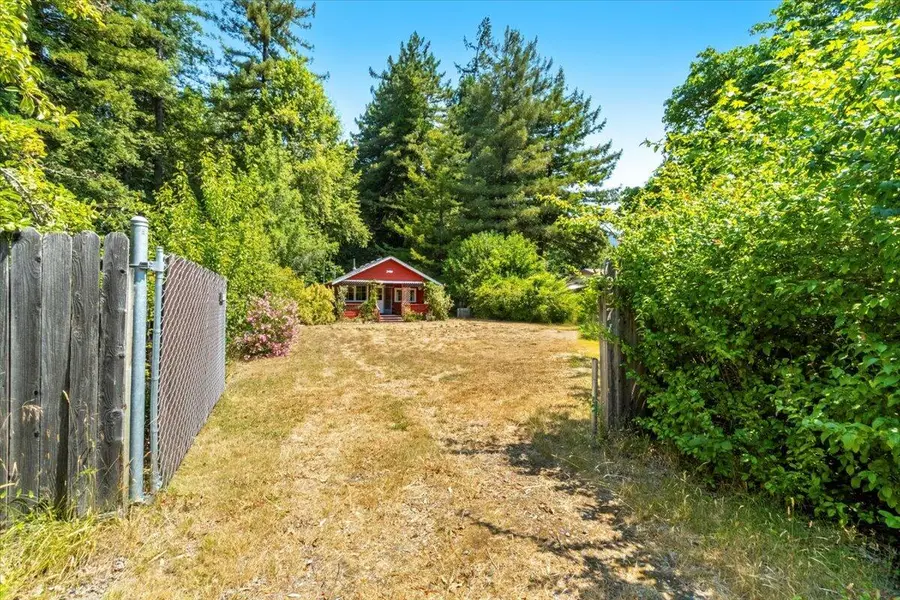 19571 State Highway 36, Carlotta, CA 95528 - #2
