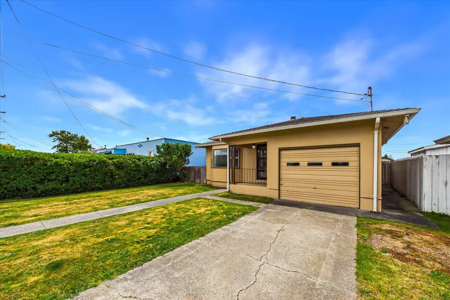 430 S 16th Street, Fortuna, CA 95540 - #2