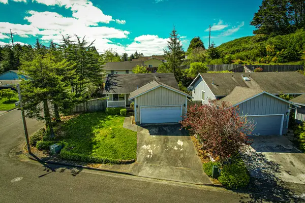 4100 Hillside Court, Eureka, CA 95503
