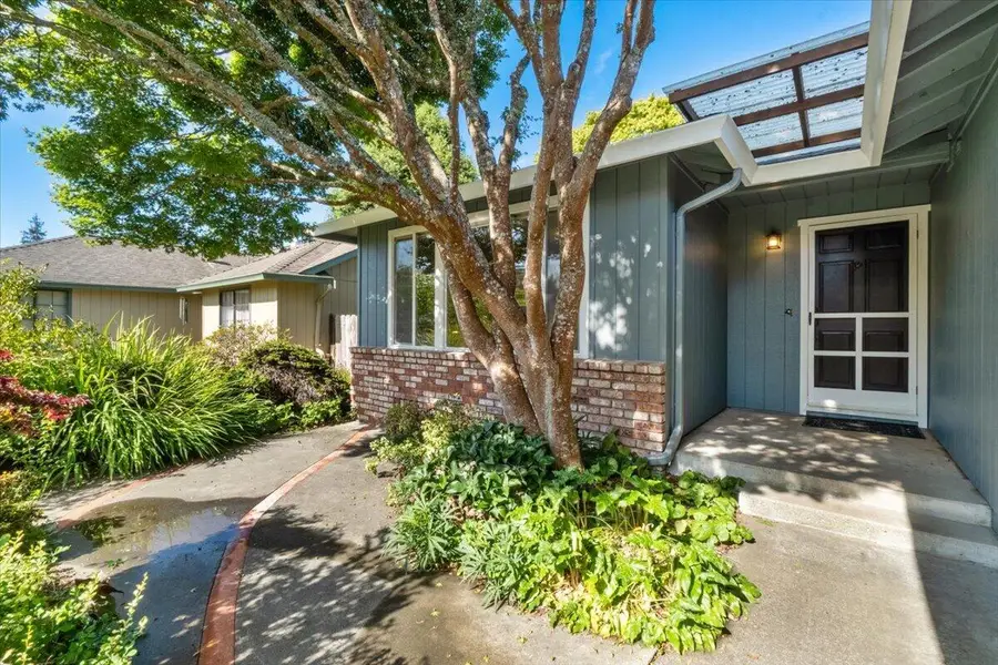 1528 Meadow Brooke Place, McKinleyville, CA 95519 - #2