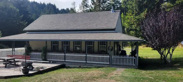 8472 Elk River Road, Eureka, CA 95503