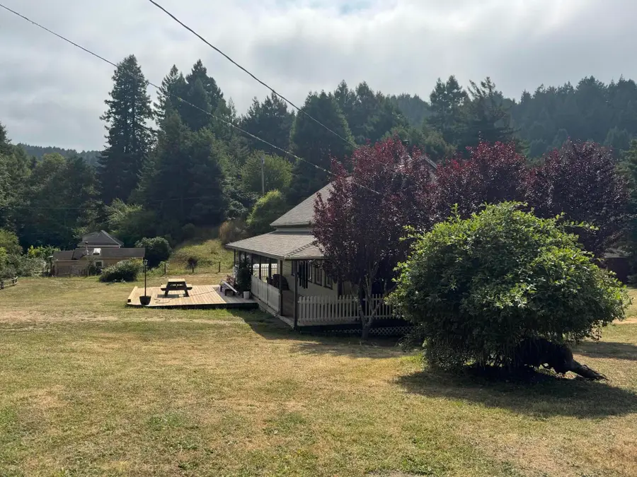 8472 Elk River Road, Eureka, CA 95503 - #2