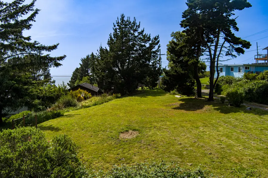 6498 Bell Terrace Road, Fields Landing, CA 95537 - #2