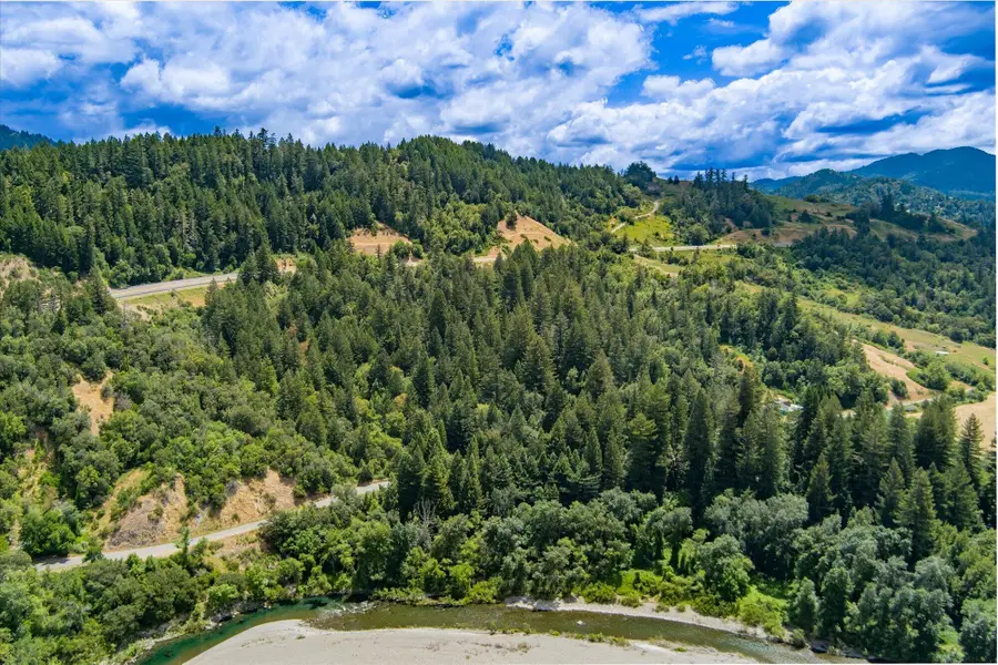 1122 Sprowel Creek Road, Garberville, CA 95542 - #3