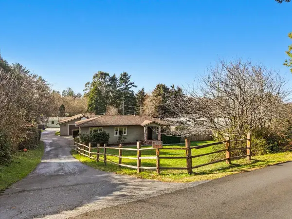 3024 Halfway Avenue, McKinleyville, CA 95519