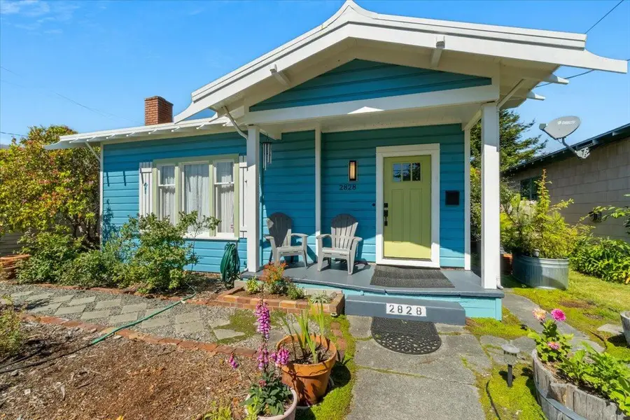 2828 D Street, Eureka, CA 95501 - #3