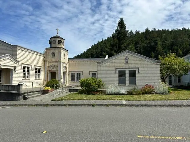 404 & 402 Church Street, Scotia, CA 95565 - #2