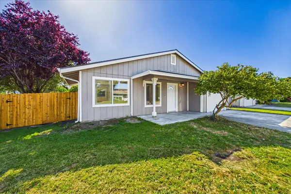 707 Maxwell Street, Fortuna, CA 95540