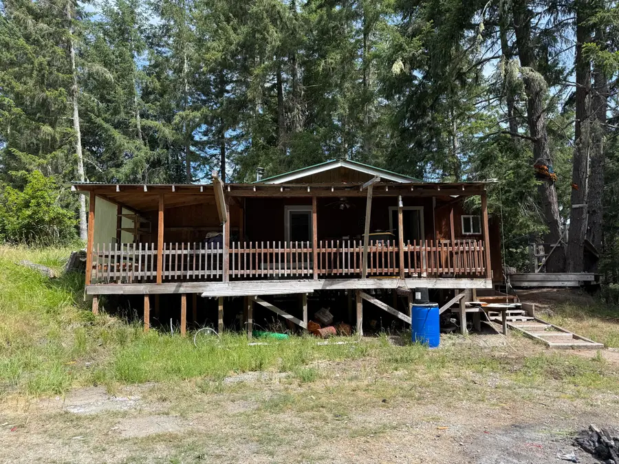 3252 Little Larabee Creek Road, Bridgeville, CA 95526 - #3