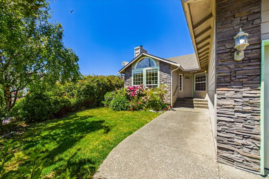 1251 Silverado Avenue, McKinleyville, CA 95519 - #3