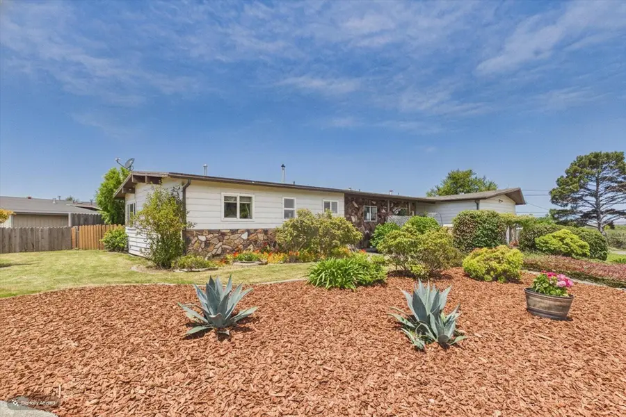 6140 Princeton Drive, Eureka, CA 95503 - #2