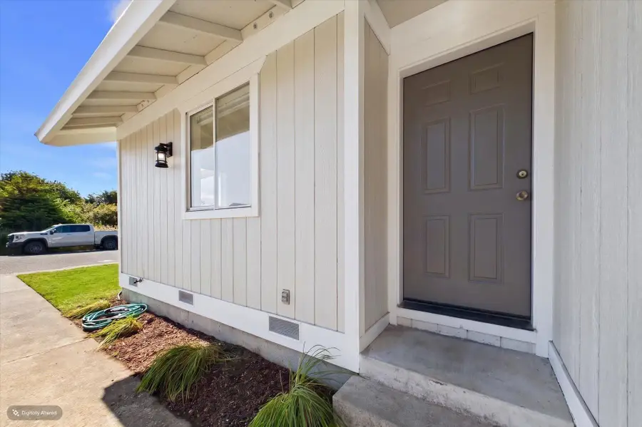 2330 Thiel Avenue, McKinleyville, CA 95519 - #3