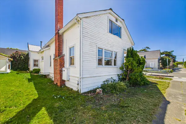1437 F Street, Eureka, CA 95501