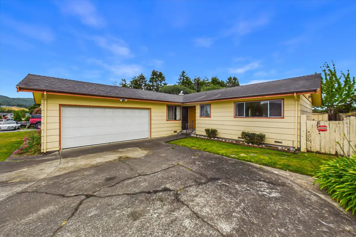 2027 2nd Avenue, Fortuna, CA 95540 - #1