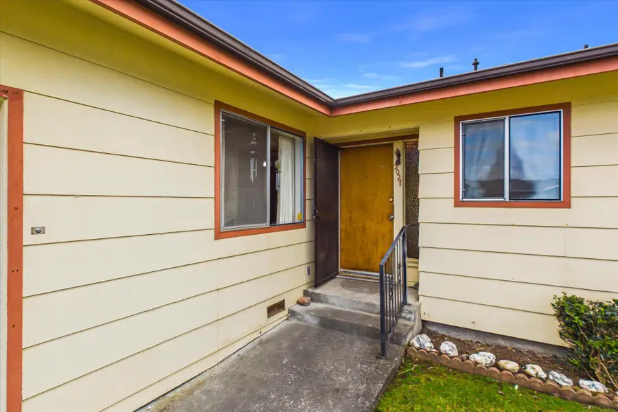 2027 2nd Avenue, Fortuna, CA 95540 - #2