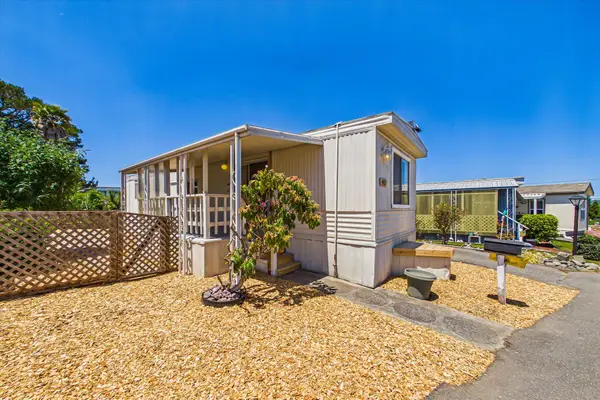 1522 Crown Drive, Fortuna, CA 95540