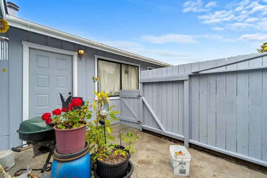 1009 Loni Drive, Fortuna, CA 95540 - #2