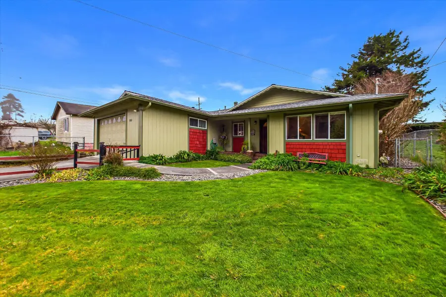 3923 D Street, Eureka, CA 95503 - #2