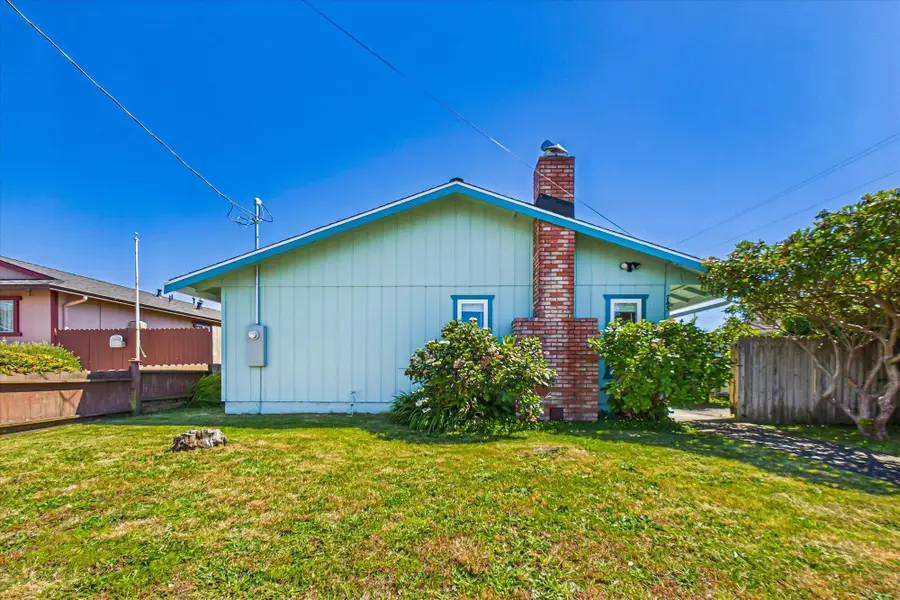 745 Burrill Street, Eureka, CA 95503 - #2