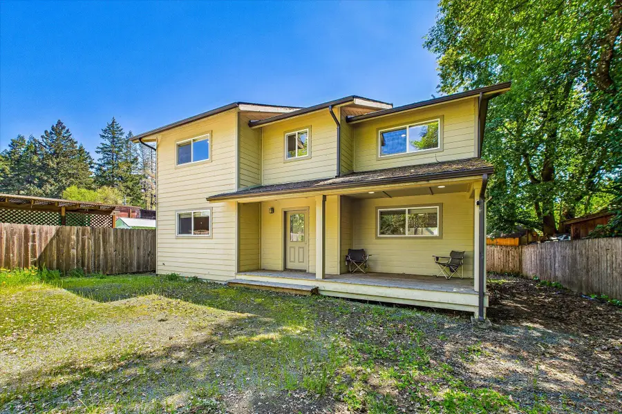 416 Birdie Lane, Redway, CA 95560 - #2