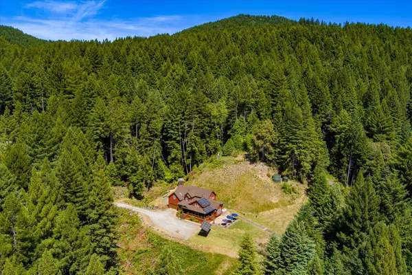 702 Burnt Stump Lane, Fieldbrook, CA 95519