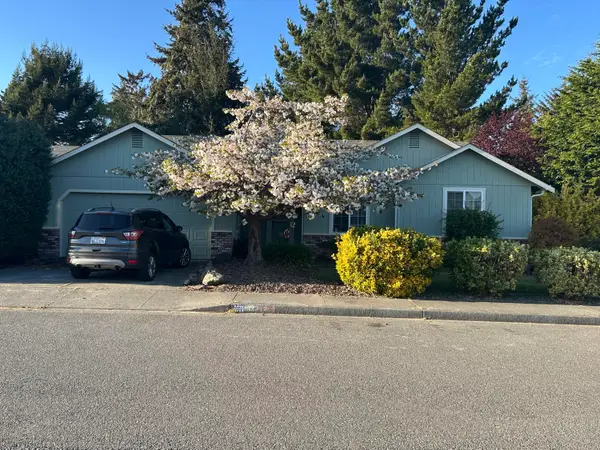 1371 Fernwood Drive, McKinleyville, CA 95519