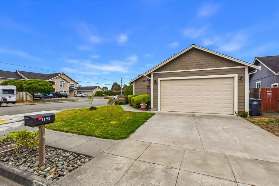 1198 Allie Court, McKinleyville, CA 95519 - #3