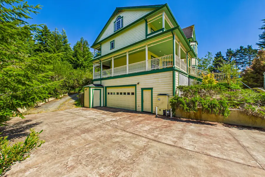 4307 Forest Hills Drive, Fortuna, CA 95540 - #2