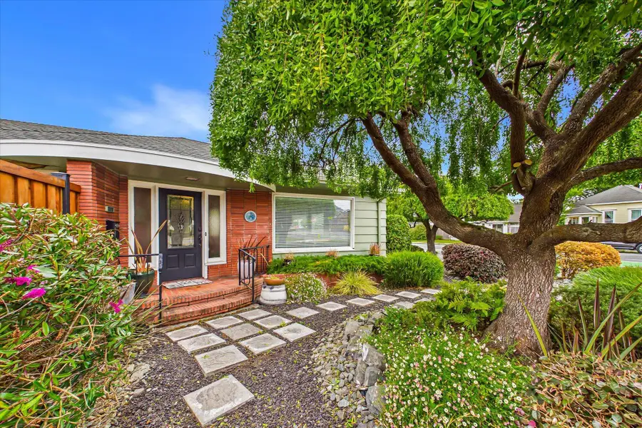 1938 H Street, Eureka, CA 95501 - #3