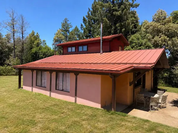 2335 Crooked Prairie Road, Garberville, CA 95542