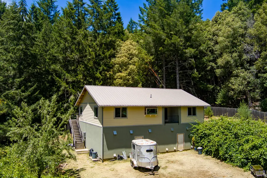 353 Kelsey Lane, Myers Flat, CA 95554 - #2
