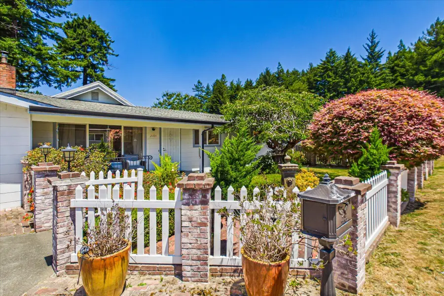 2105 Hurst Road, Eureka, CA 95503 - #3