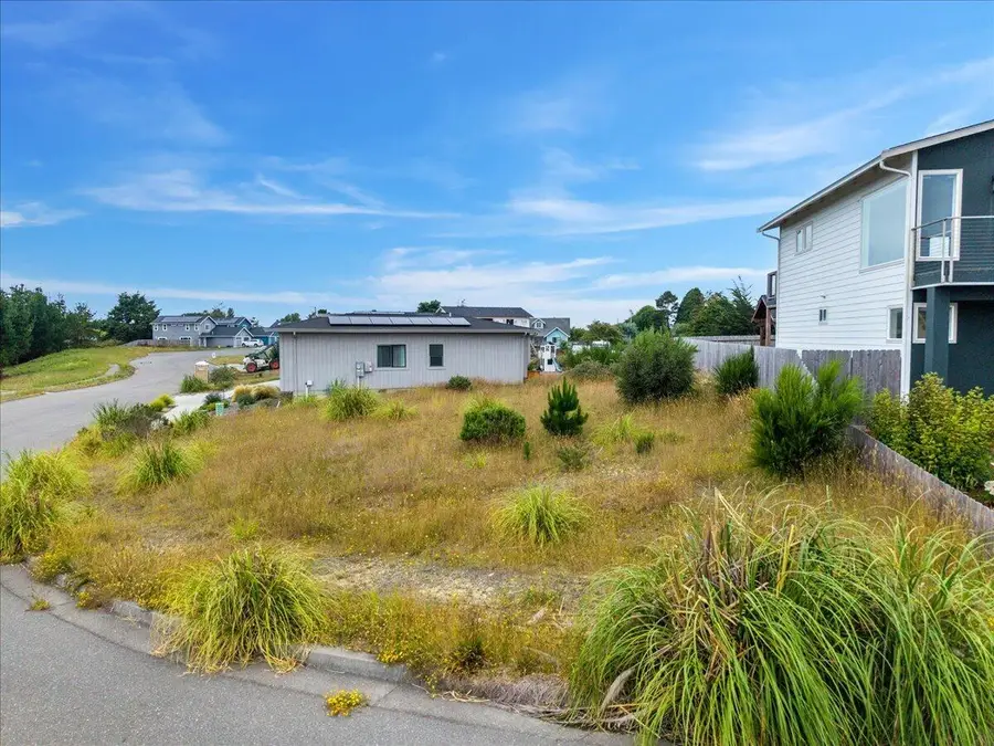 1163 Chelsea Way, McKinleyville, CA 95519 - #2