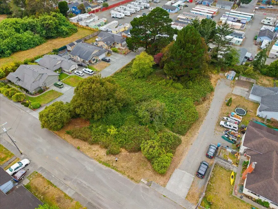 1125 Lloyd Street, Eureka, CA 95503 - #2