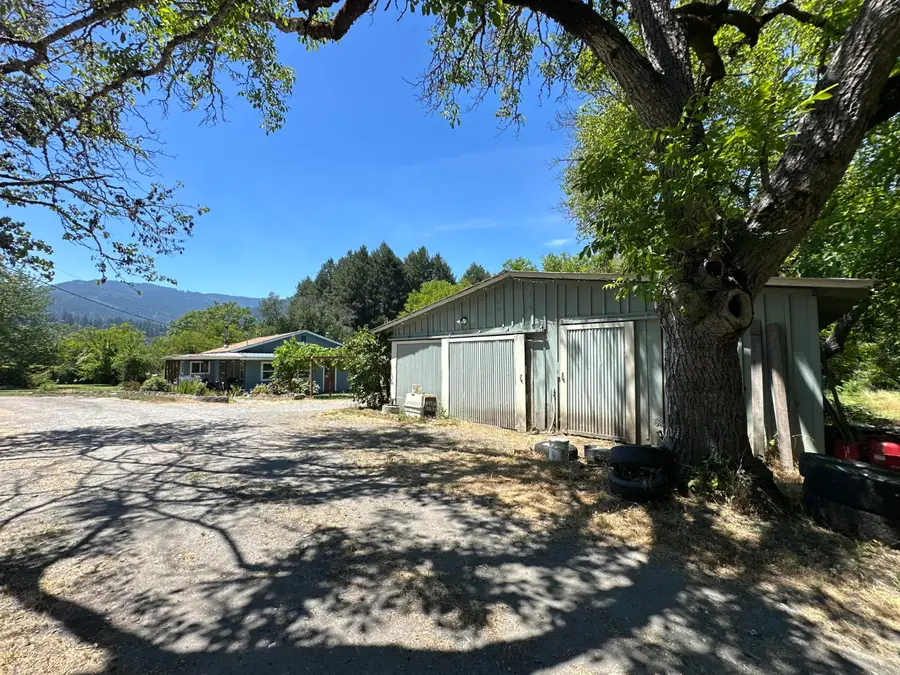 1433 Red Cap Road, Orleans, CA 95556 - #3