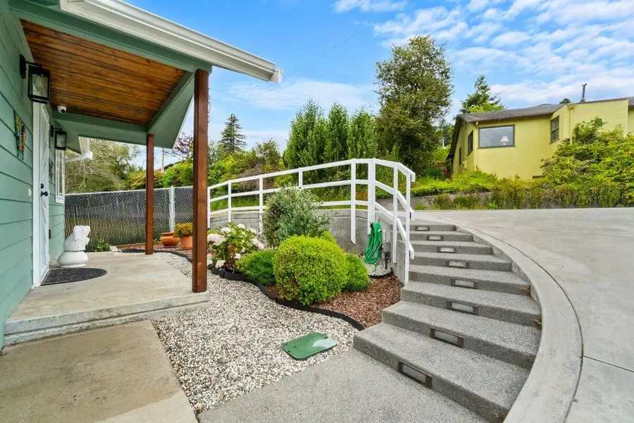 209 Newell Drive, Fortuna, CA 95540 - #2
