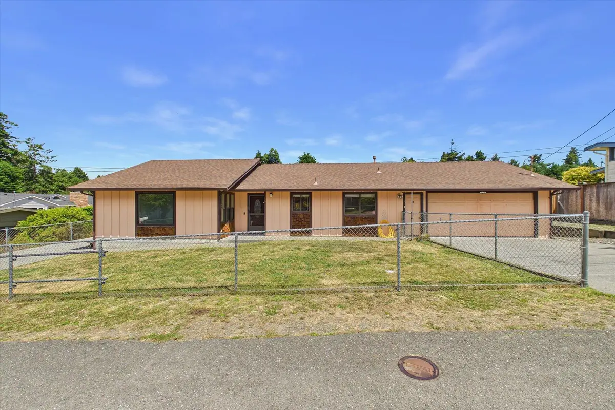 30 W Holly Lane, Cutten, CA 95503 - #1