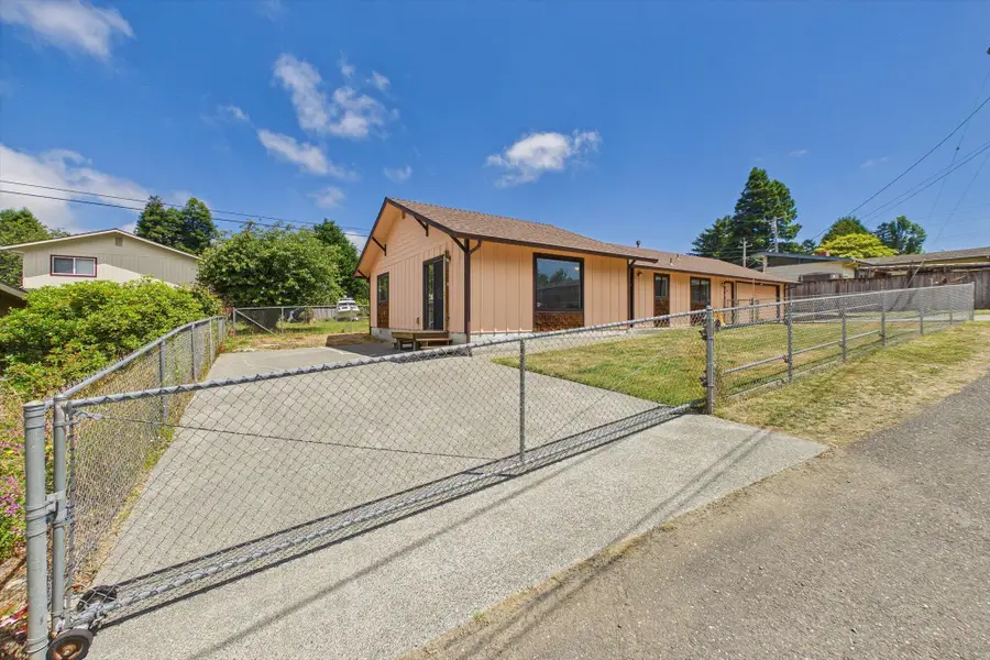 30 W Holly Lane, Cutten, CA 95503 - #2