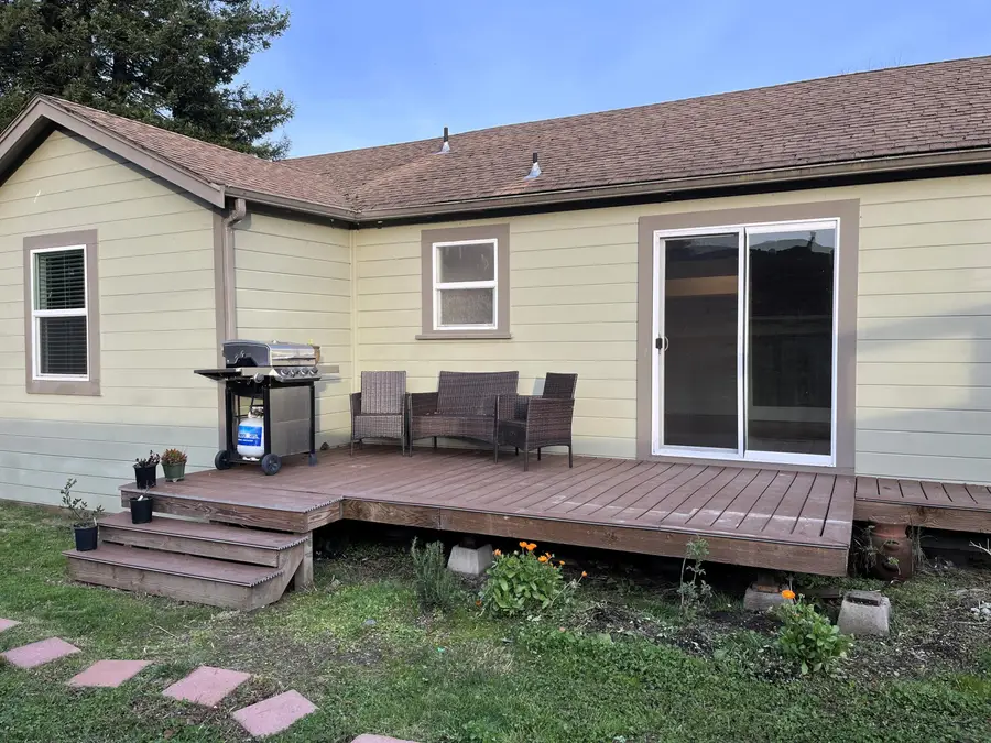 2151 Fern Street, Eureka, CA 95503 - #2
