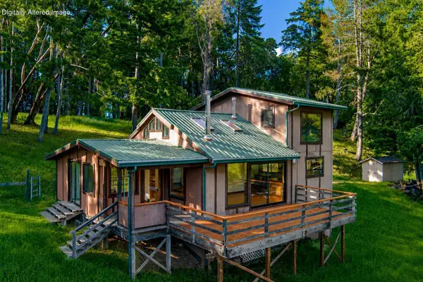 4001 Old Briceland Road, Garberville, CA 95542