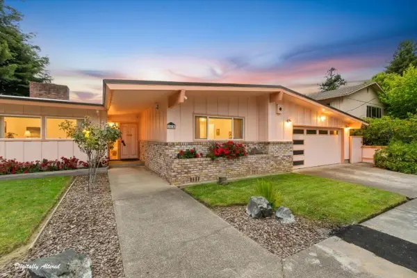2424 M Street, Eureka, CA 95501