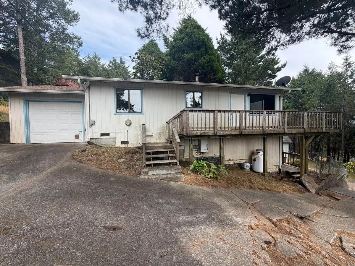 120 Spur Court, Shelter Cove, CA 95589 - #1